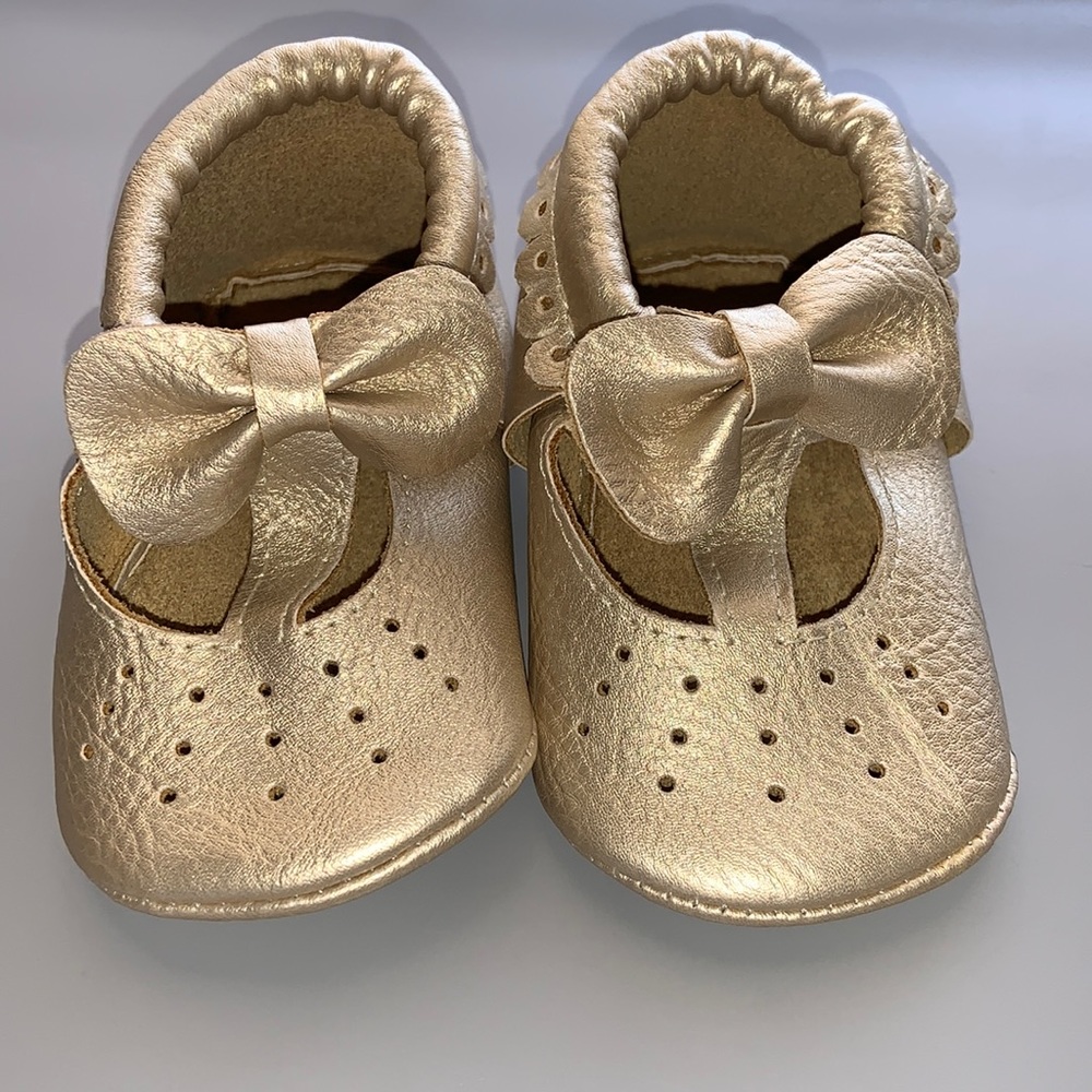 NWOT First Steps T-Strap Bow Mary Jane Moccasin